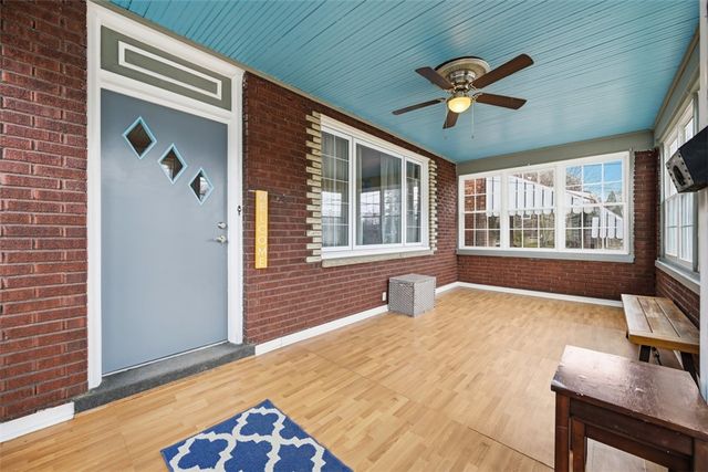 1037 Woodbourne Ave, Brookline, PA 15226