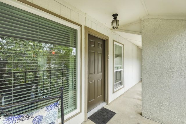 6910 Hart LN 912, Austin, TX 78731