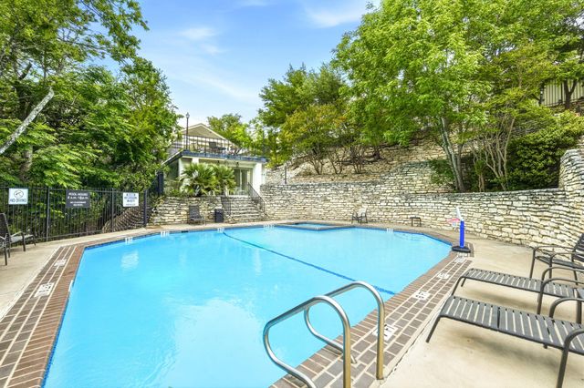 6910 Hart LN 912, Austin, TX 78731