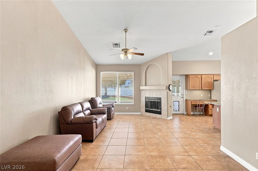 3837 Pipeline Street, North Las Vegas, NV 89032 — photo 4
