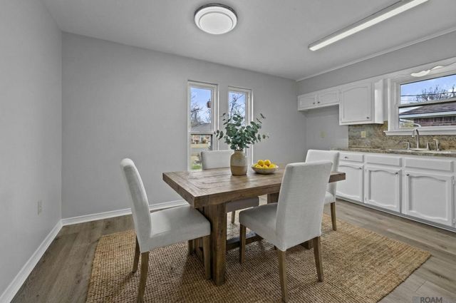 41069 Rustling Oak Dr, Prairieville, LA 70769