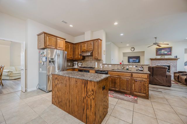 7306 STATFORD Drive, Rowlett, TX 75089