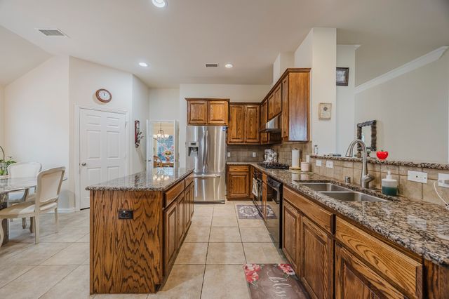7306 STATFORD Drive, Rowlett, TX 75089