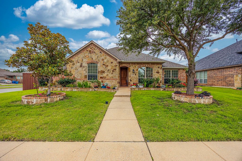 7306 STATFORD Drive, Rowlett, TX 75089