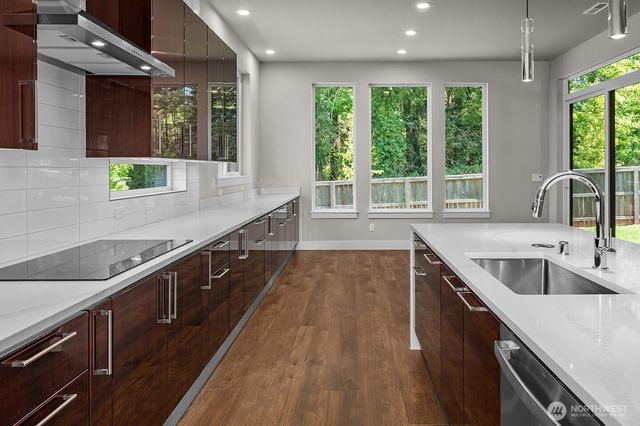 15011 NW 11th Place, Vancouver, WA 98685