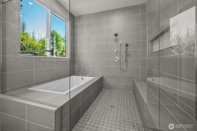 15011 NW 11th Place, Vancouver, WA 98685