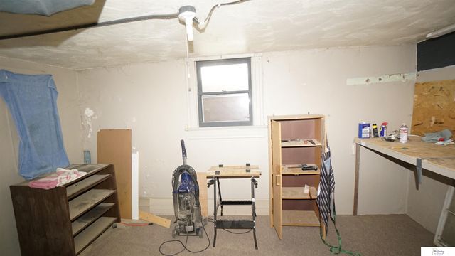 2930 Castelar Street, Omaha, NE 68105