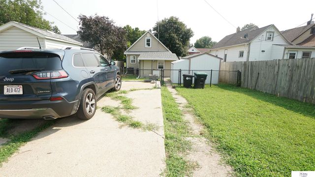 2930 Castelar Street, Omaha, NE 68105