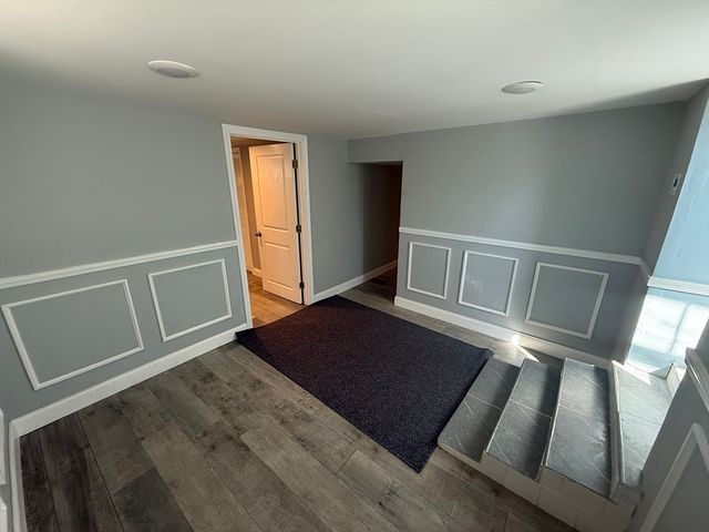 28 Albertina St B, Quincy, MA 02169