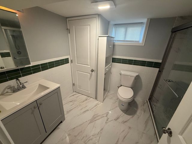 28 Albertina St B, Quincy, MA 02169