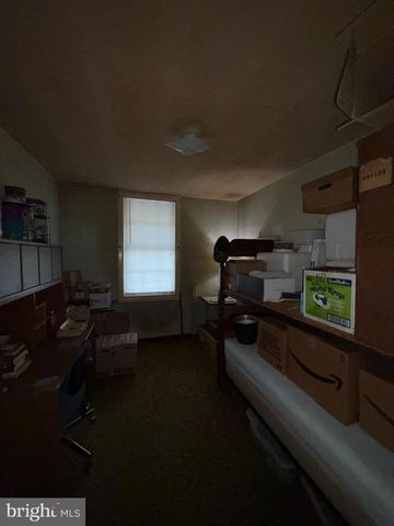 140 CREEK RD, Shermans Dale, PA 17090