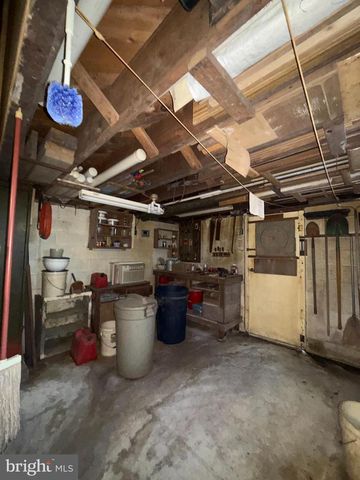 140 CREEK RD, Shermans Dale, PA 17090