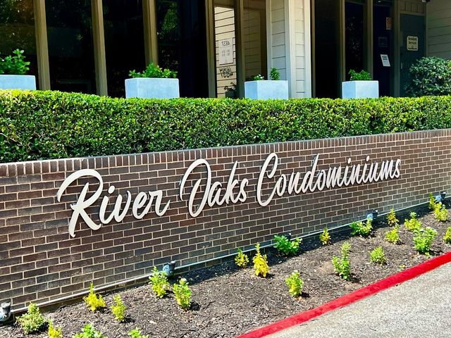 4859 Cedar Springs Road 335, Dallas, TX 75219