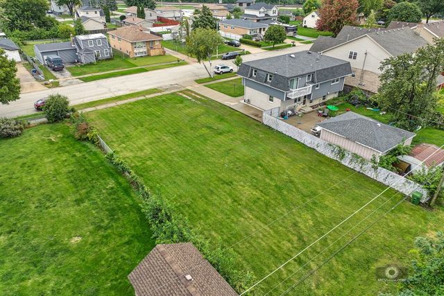 10008 Melvina Avenue, Oak Lawn, IL 60453