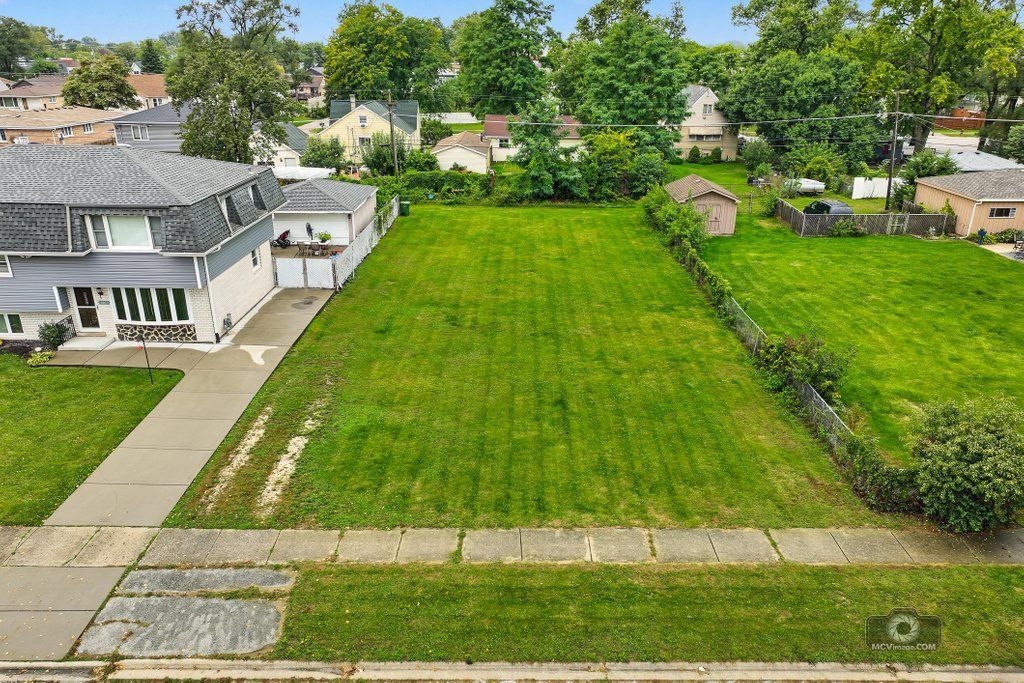 10008 Melvina Avenue, Oak Lawn, IL 60453 — photo 3