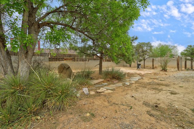 700 Atlantic Road SE, Rio Rancho, NM 87124