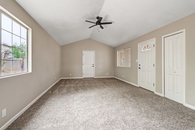 700 Atlantic Road SE, Rio Rancho, NM 87124