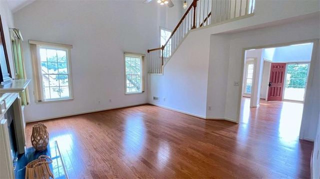 4075 Dream Catcher Drives, Woodstock, GA 30189