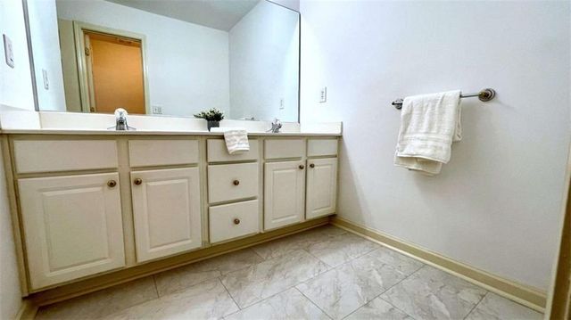 4075 Dream Catcher Drives, Woodstock, GA 30189