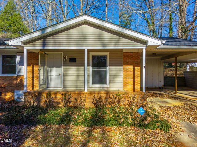 430 W 9th Street, Siler City, NC 27344