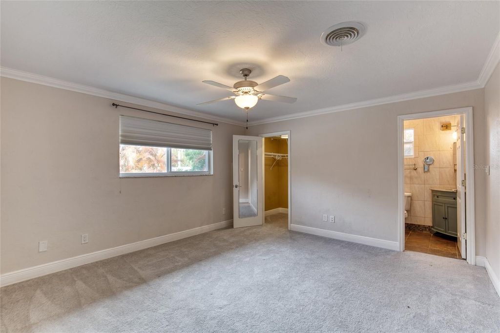 Image 25 of property listing at 19 WOODHAVEN CIRCLE, Ormond Beach, FL 32176