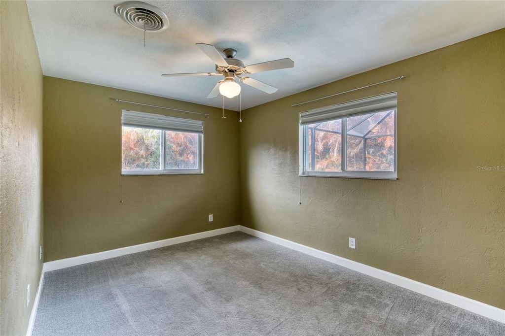 Image 33 of property listing at 19 WOODHAVEN CIRCLE, Ormond Beach, FL 32176