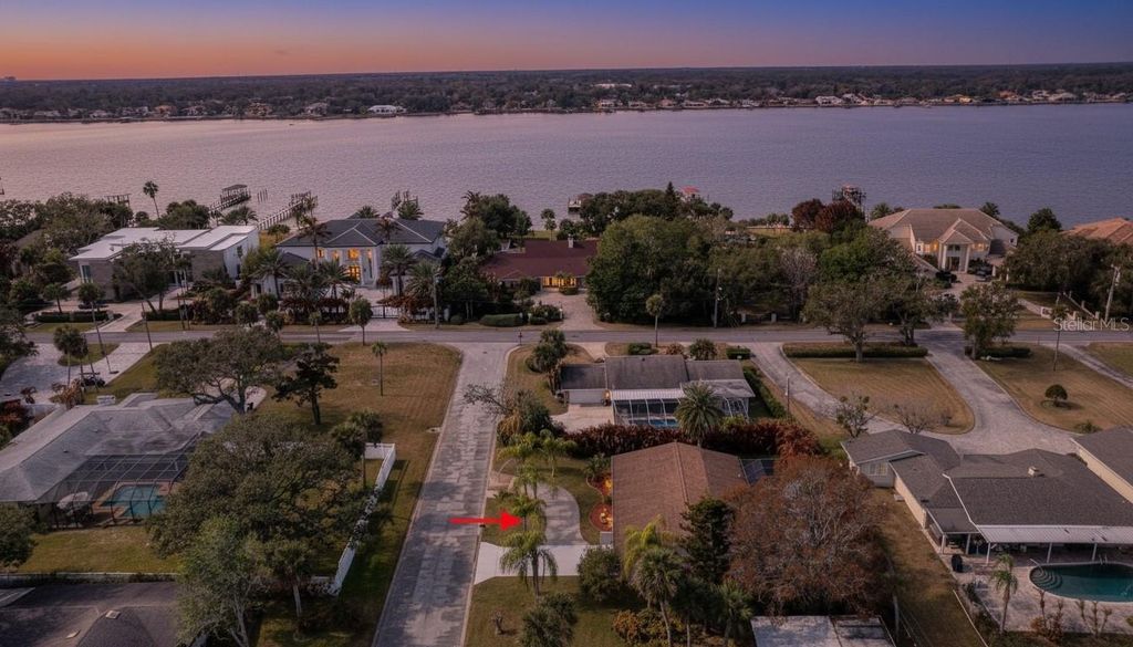 Image 53 of property listing at 19 WOODHAVEN CIRCLE, Ormond Beach, FL 32176