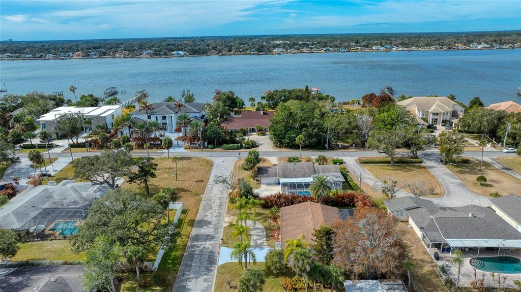 Image 64 of property listing at 19 WOODHAVEN CIRCLE, Ormond Beach, FL 32176