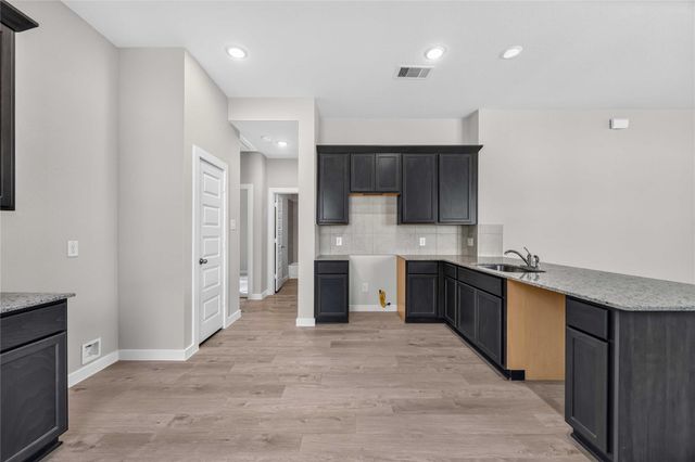 3066 Arrowwood Drive, Brookshire, TX 77423