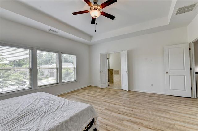 1998 Lakeview Bend Way, Buford, GA 30519