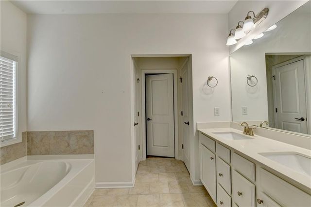 1998 Lakeview Bend Way, Buford, GA 30519