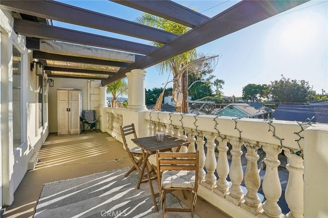 168 Ardmore Avenue, Hermosa Beach, CA 90254