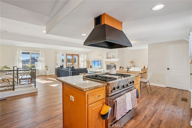 168 Ardmore Avenue, Hermosa Beach, CA 90254