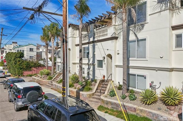168 Ardmore Avenue, Hermosa Beach, CA 90254
