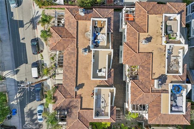 168 Ardmore Avenue, Hermosa Beach, CA 90254