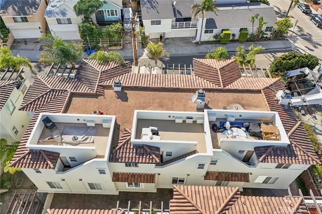 168 Ardmore Avenue, Hermosa Beach, CA 90254