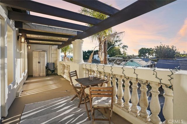 168 Ardmore Avenue, Hermosa Beach, CA 90254