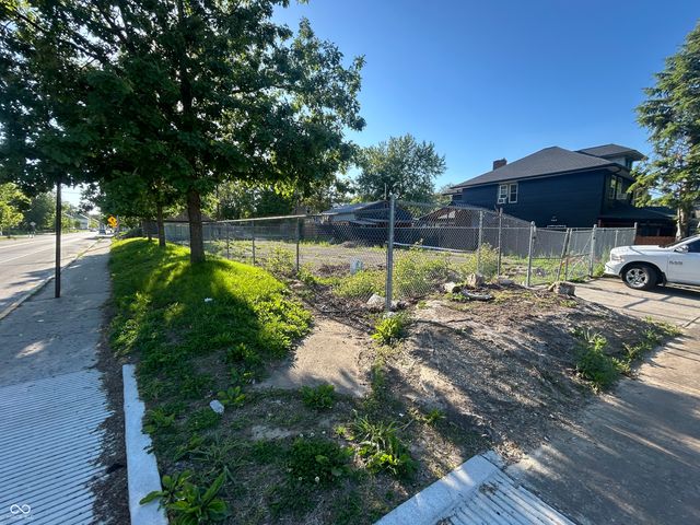 302 Jefferson Avenue, Indianapolis, IN 46201