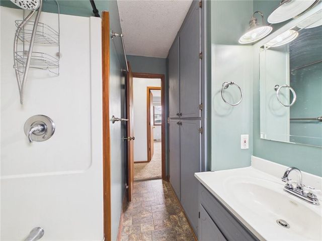 611 Short Street, Knob Noster, MO 65336