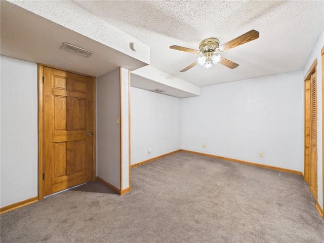 611 Short Street, Knob Noster, MO 65336