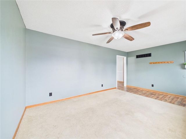 611 Short Street, Knob Noster, MO 65336