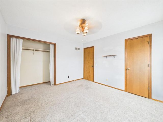 611 Short Street, Knob Noster, MO 65336