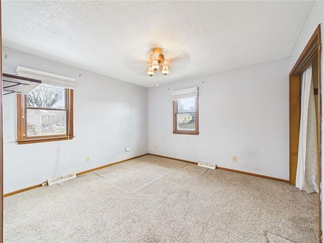 611 Short Street, Knob Noster, MO 65336