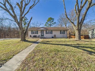611 Short Street, Knob Noster, MO 65336
