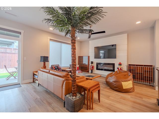 12020 Ne 108TH St, Vancouver, WA 98662