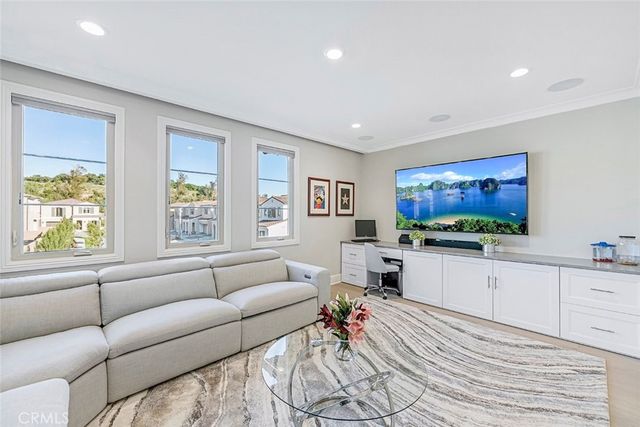 65 Rockinghorse, Irvine, CA 92602