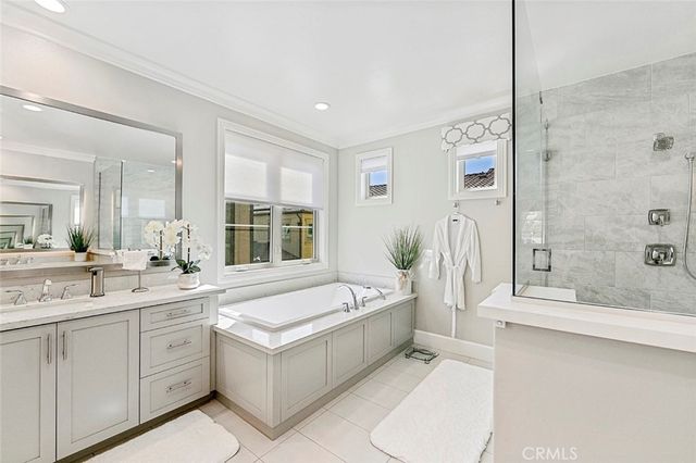 65 Rockinghorse, Irvine, CA 92602