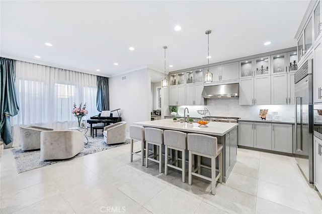65 Rockinghorse, Irvine, CA 92602