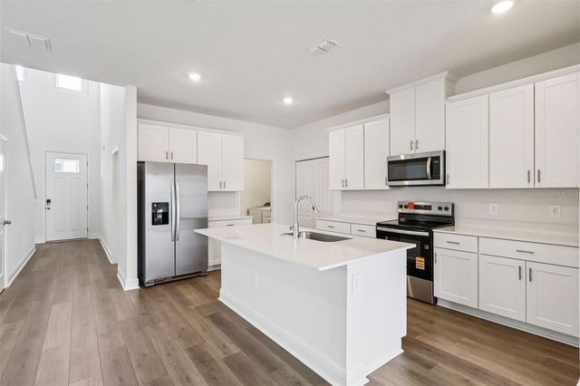 2277 HEN ROAD, Minneola, FL 34715