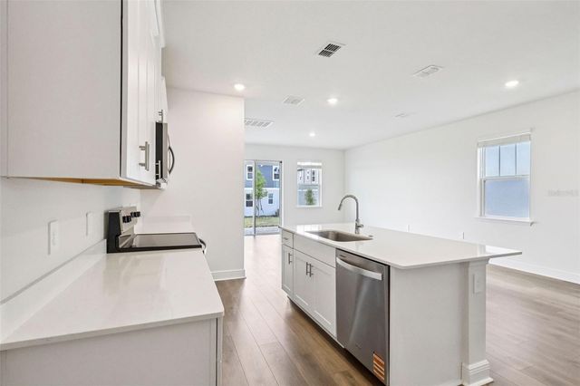 2277 HEN ROAD, Minneola, FL 34715